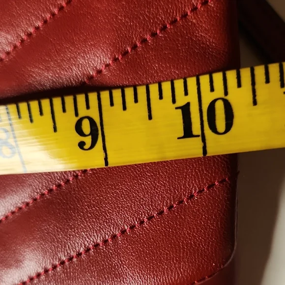 Tory Burch Red Quilted Clutch with Gold Chain - Picture 11 of 12